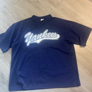 New York Yankees Navy Script Logo Tee